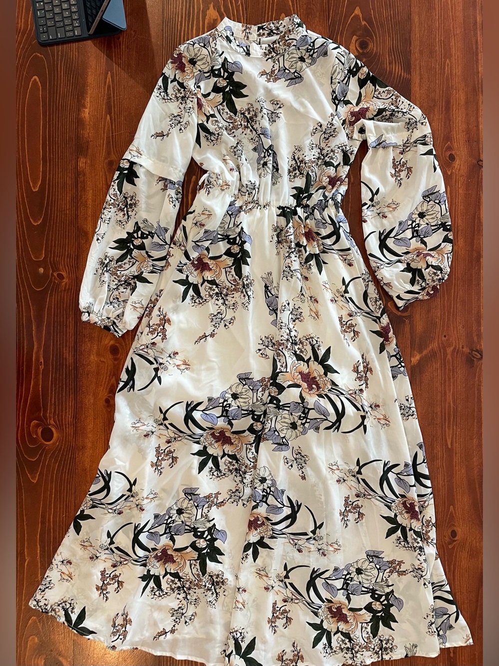 SHEIN Floral Long Sleeve Maxi Dress Floral on Cream XS